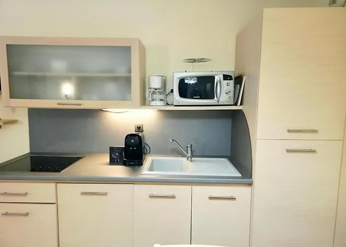 Spacious N3, Quiet,great Location